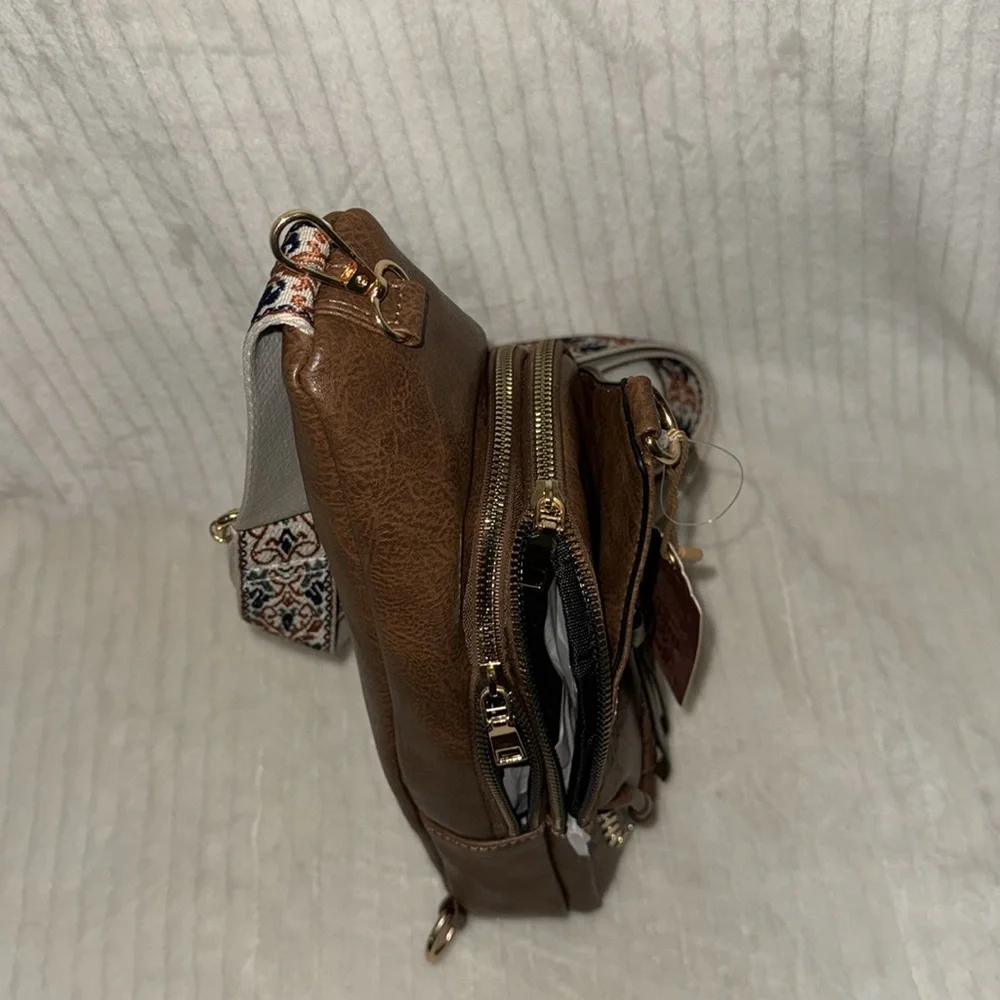 Brown Leather Crossbody Bag with Patterned Strap - Picture 6 of 13